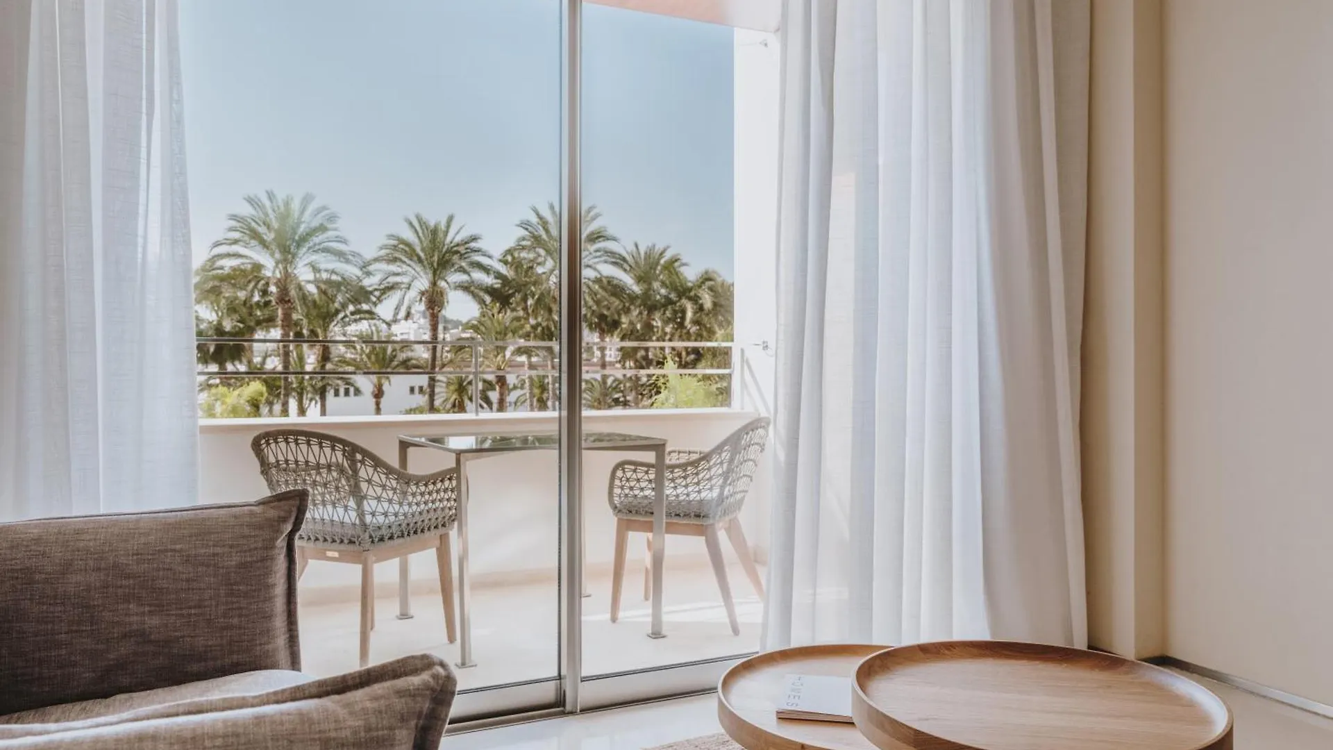 Aguas De Ibiza Grand Luxe Hotel - Small Luxury Hotel Of The World Santa Eulària des Riu